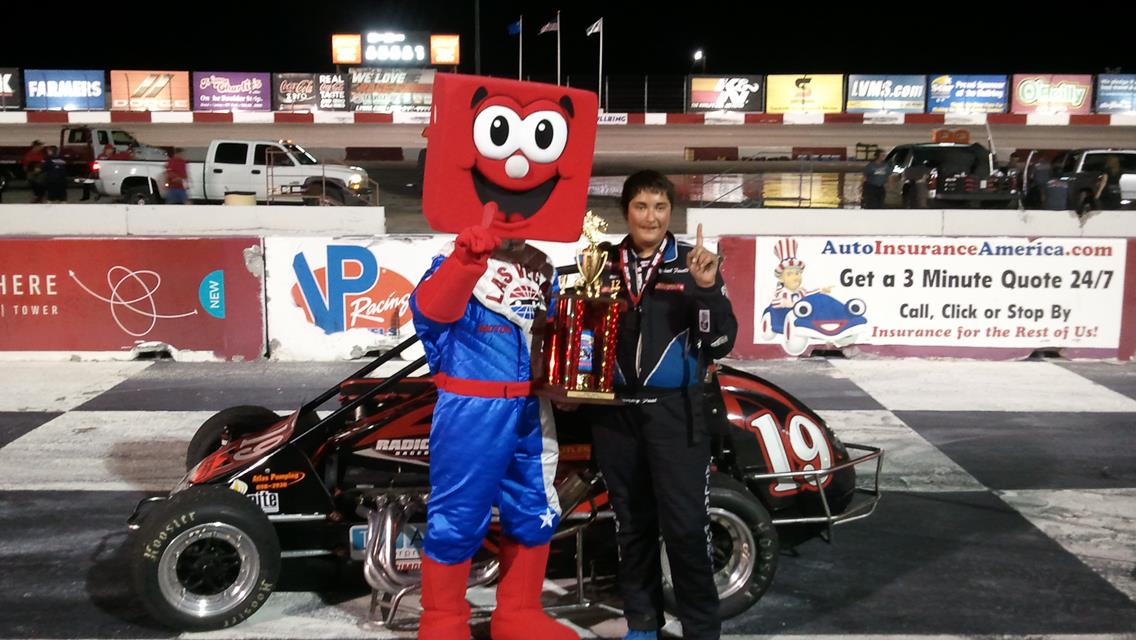 Michael wins Double Features in Vegas