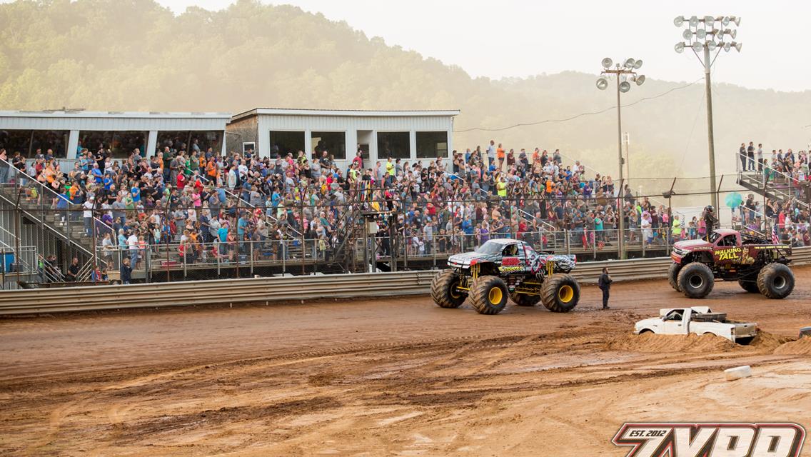 Daniel Muldrew &amp; Dwight Henry Snare First Wins of Season at Bullring in Front of Packed House