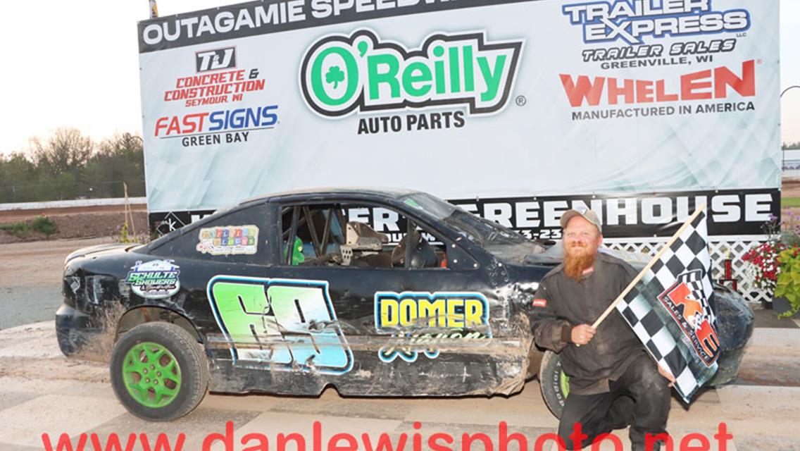 MIKE MULLEN FLIES TO OUTAGAMIE LATE MODEL WIN