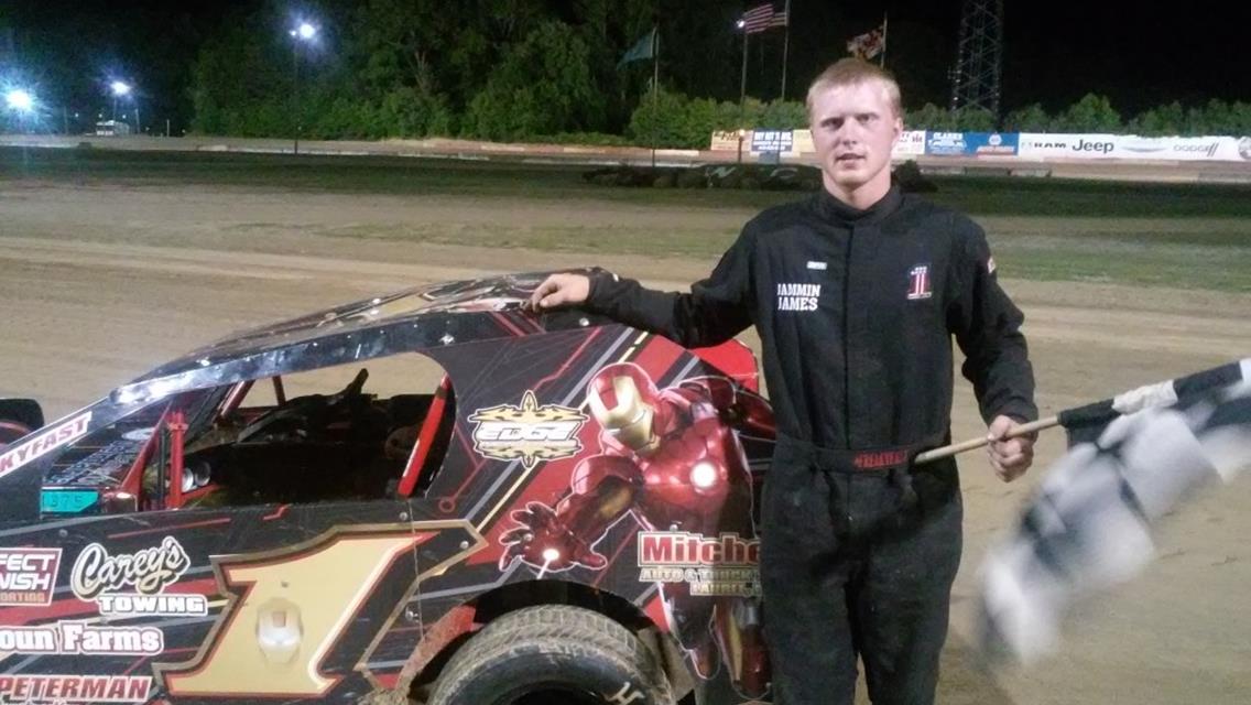 JAMES HILL  RETURNS AND WINS IN MOD LITES