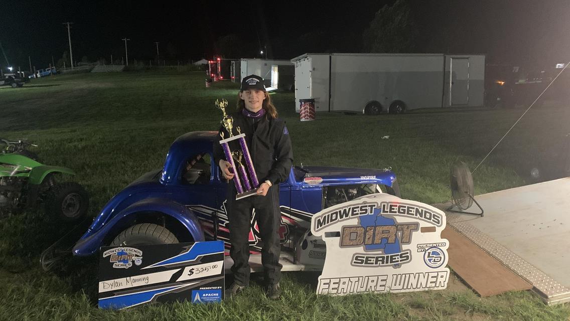 W Marks the Spot for Manning at Maquoketa