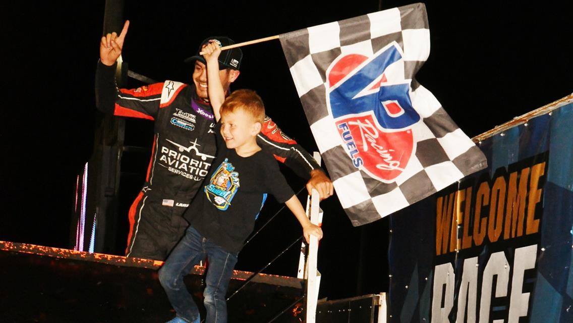 Larson sweeps World of Outlaws weekend at Knoxville