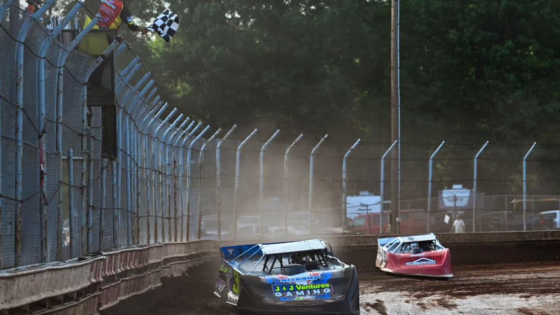 Sharon Speedway (Hartford, OH) – World of Outlaws Case Late Model Series – Battle at the Border – July 12th-13th, 2024.