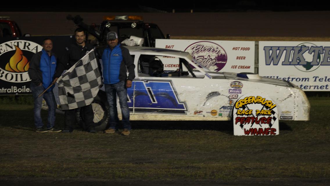 Schill sweeps the Mods at Greenbush Race Park