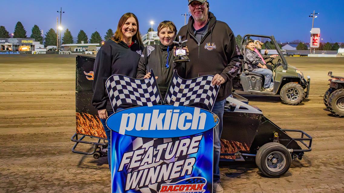 DAVENPORT GOES WIRE TO WIRE IN MANDAN