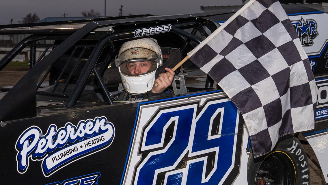 Davenport Speedway (Davenport, IA) – April 25th, 2025. (Full Throttle Photography)