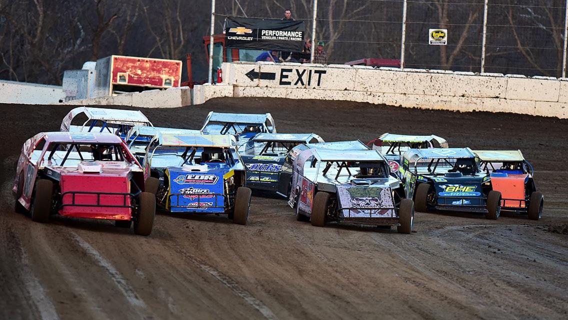 Cain, Thompson, Jackson, Bahr lead Battle at The Bullring first-round qualifying