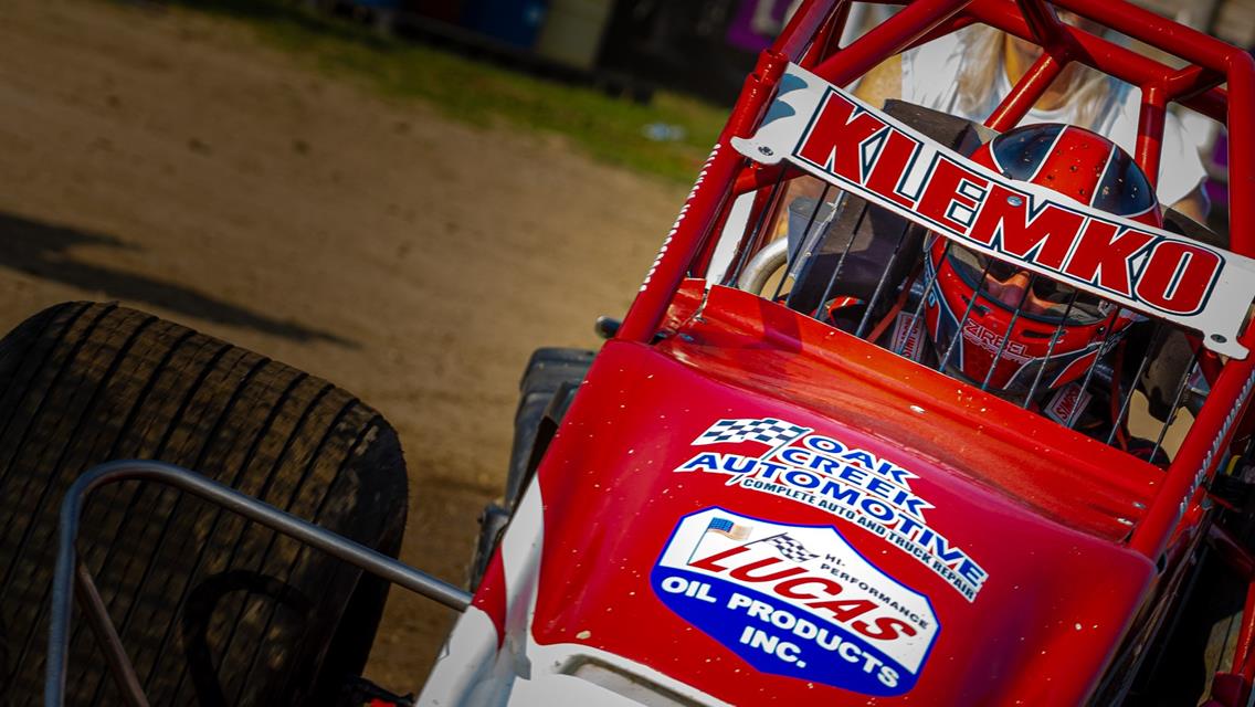 Klemko Race Team charges through the field at Jackson