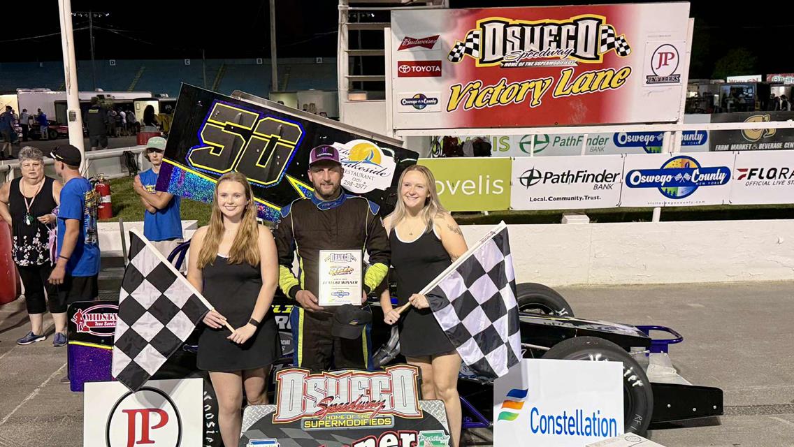 Dave Cliff Fends Off Kyle Perry to Return to 350 Supermodified Victory Lane