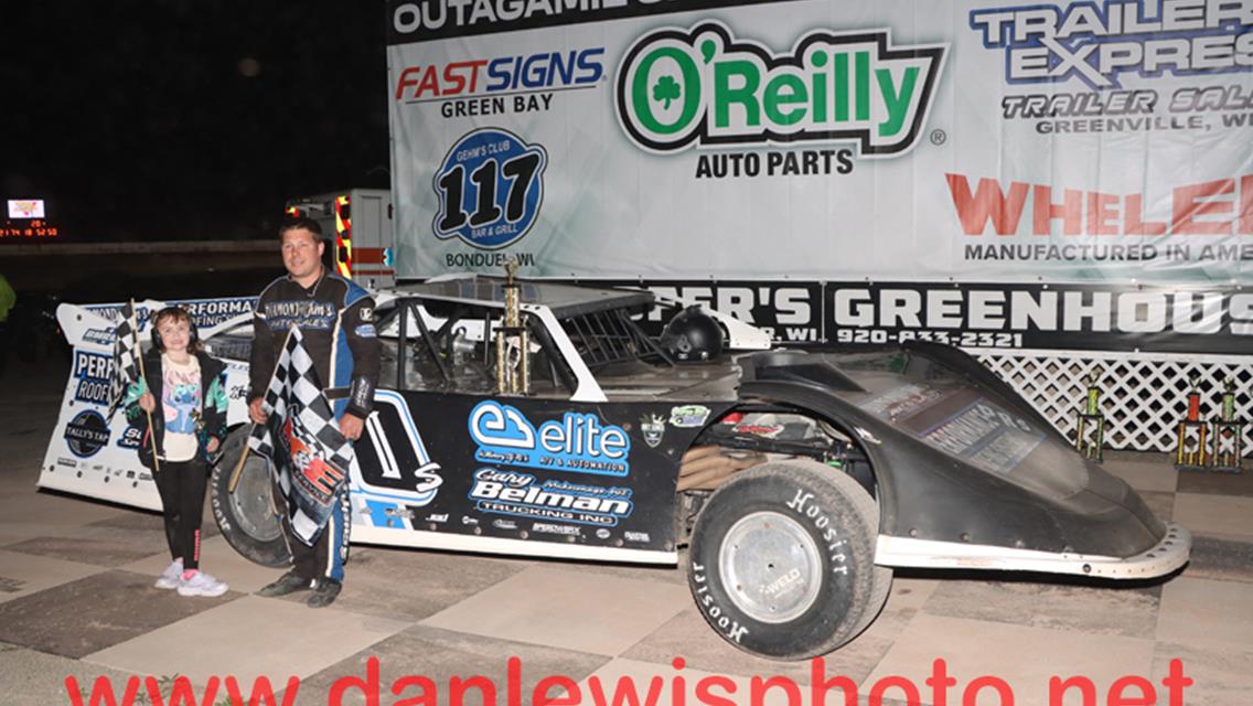 SCHEFFLER SAILS TO CAUTION FREE, OUTAGAMIE OPENER LATE MODEL WIN