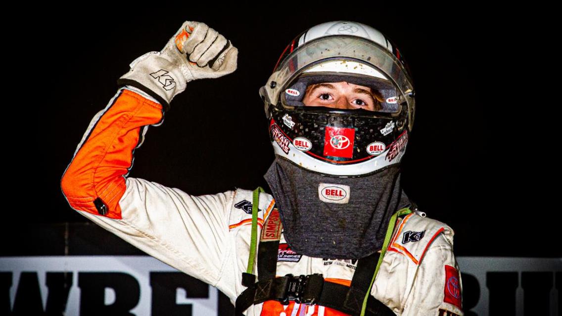 Timms breaks through in USAC Midgets at Lawrenceburg