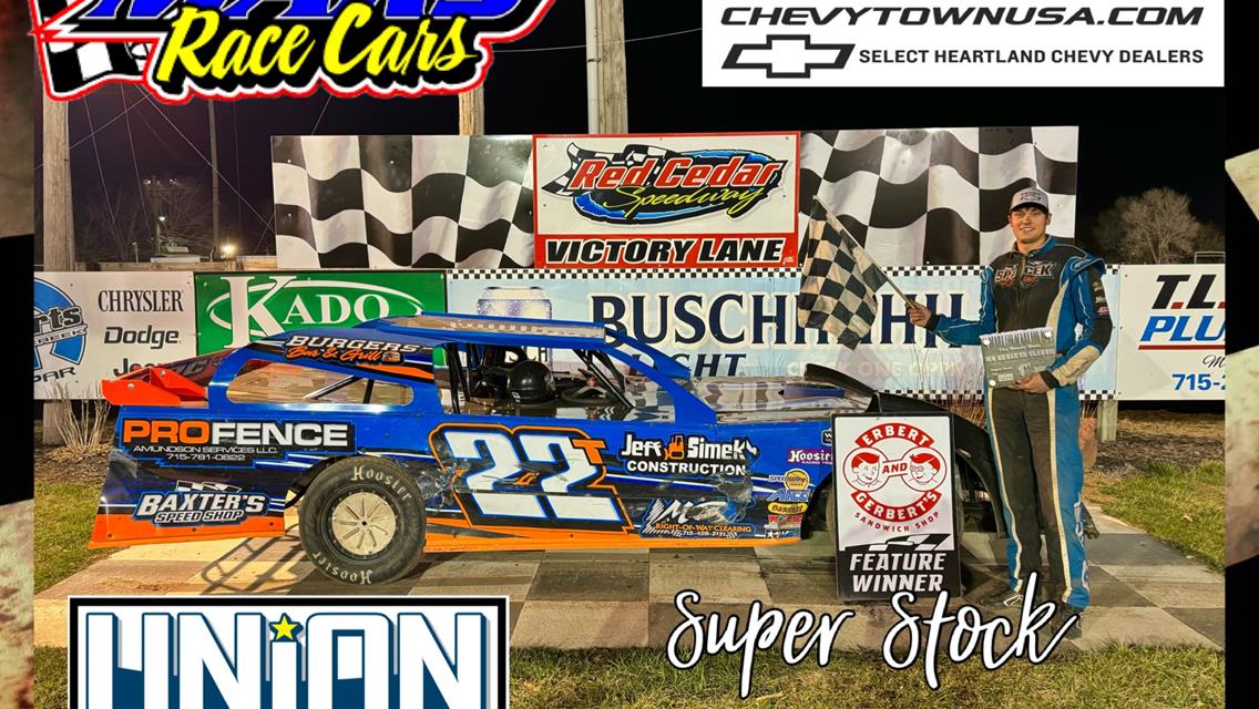 Mars Wins First Career Late Model Feature at Red Cedar