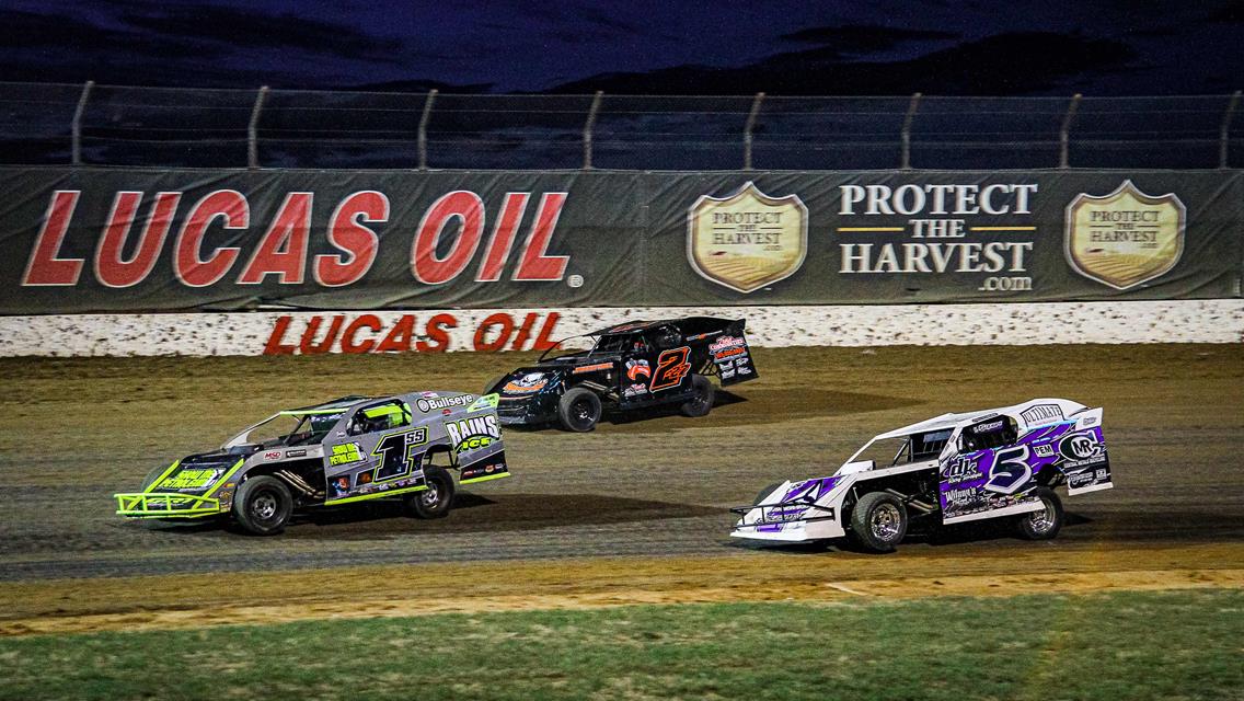 Fan Appreciation Night, featuring food and drink specials, set for Saturday at Lucas Oil Speedway