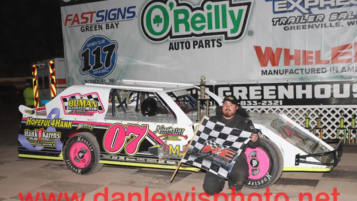 SCHEFFLER SAILS TO CAUTION FREE, OUTAGAMIE OPENER LATE MODEL WIN