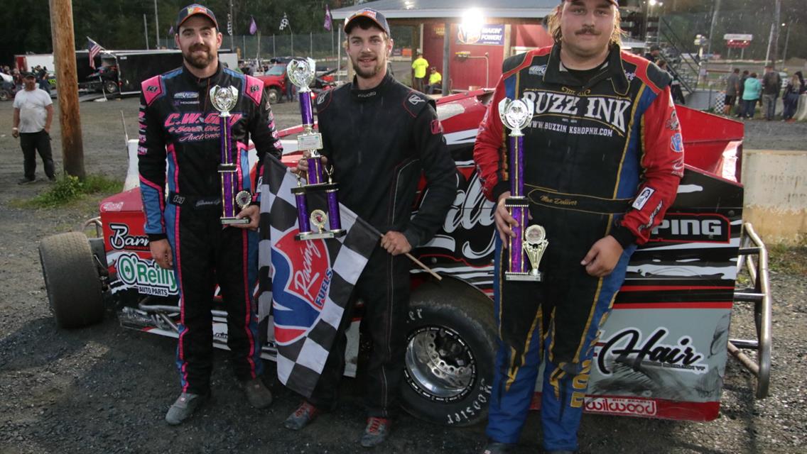 Mike Ryan wins in the DIRTcar Sabil &amp; Sons Sportsman Modifieds  Bob Shepard gets his 2nd Sting Vintage Race Cars Dash for Cas Win  57th consecutive se