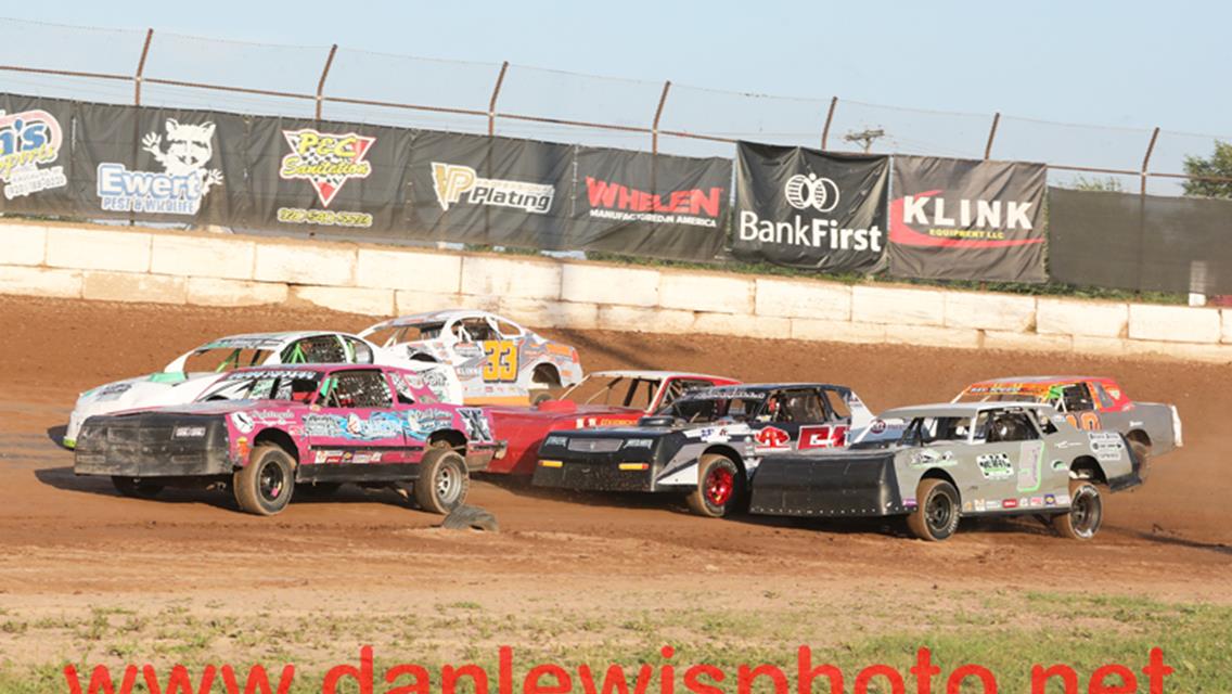Schmidt, Woods, Stedjee, Vanderloop, Van Straten, and Kaufert Nab Independence Day Checkers