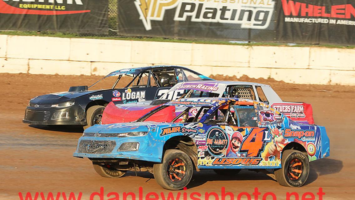 SCHEFFLER SHREDS OUTAGAMIE LATE MODEL FOES