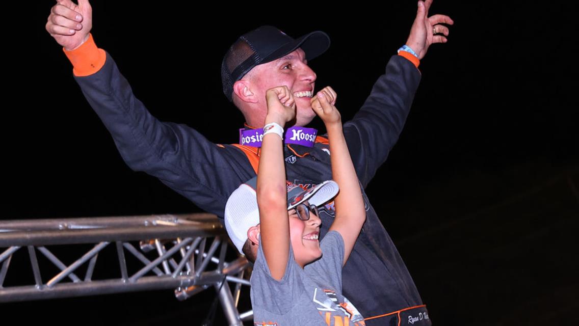 Ryan Unzicker wins &#39;Hell Tour&#39; main at Macon Speedway