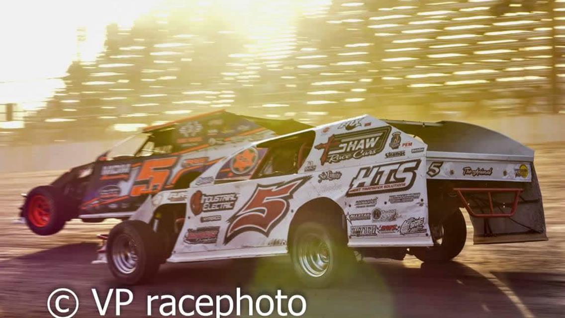 Jeff Taylor Loses Brakes at Batesville Motor Speedway