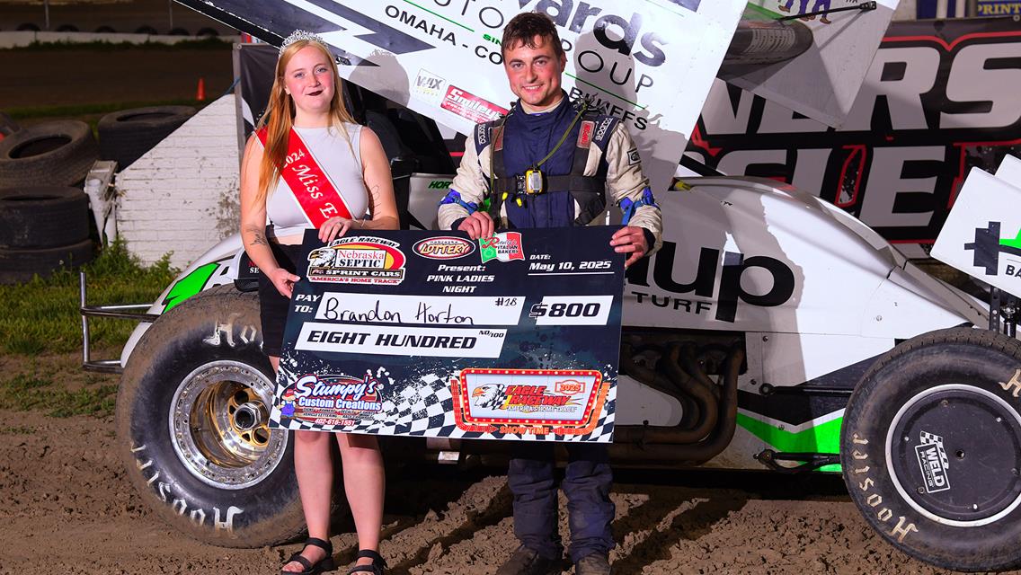 Richards, Andersen, Allensworth Jr., Vanover &amp; Horton are victorious at Eagle&#39;s Pink Ladies Night