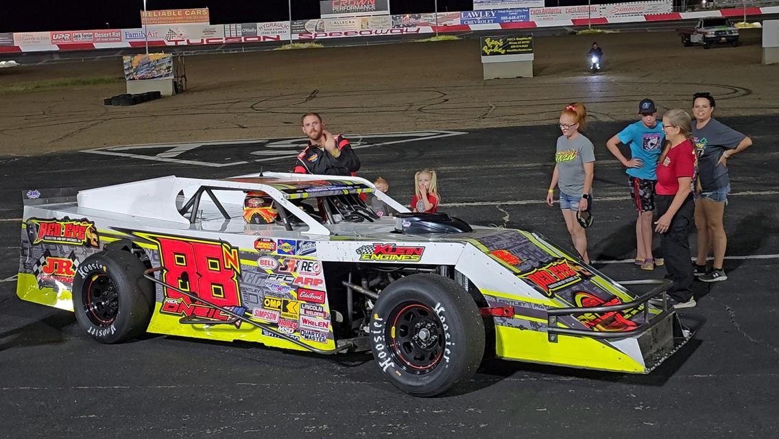Nick O&#39;Neil grabs sixth victory of 2025 at Tucson Speedway