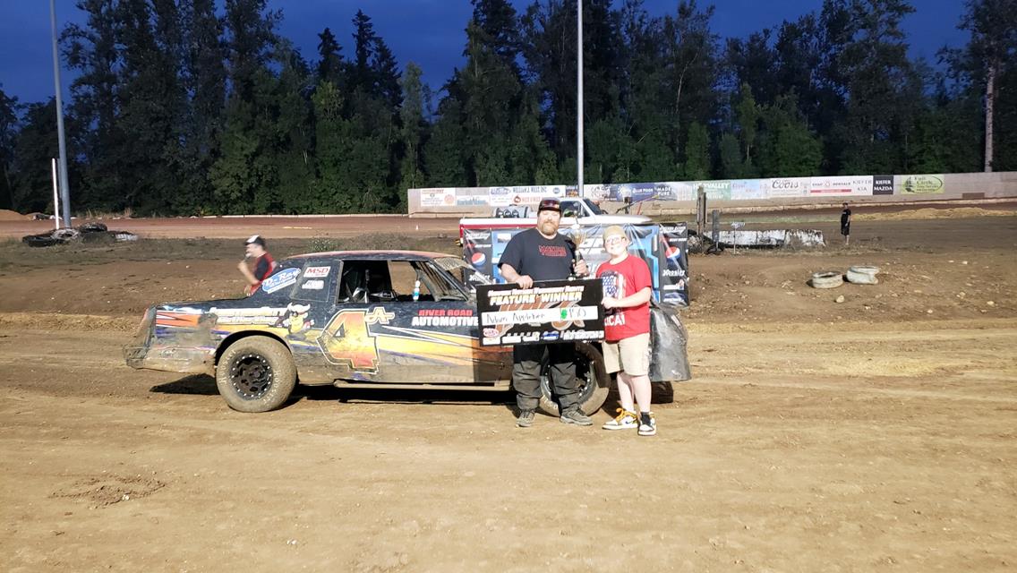 Winebarger Wows Cottage Grove Crowd With Midweek Mayhem Victory; Shandy, B. Bryant, And Applebee Also Earn Wins