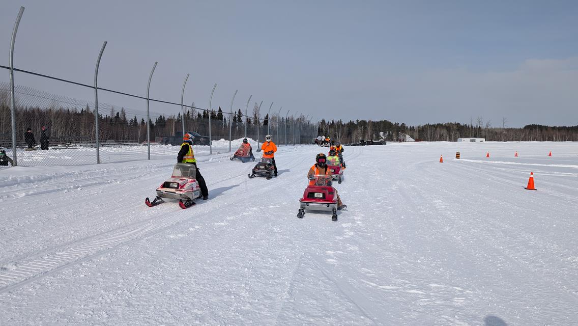 MacDonald Claims Enduro, Rookie Gagnon Takes Twins Win, Love Dominates SnoX