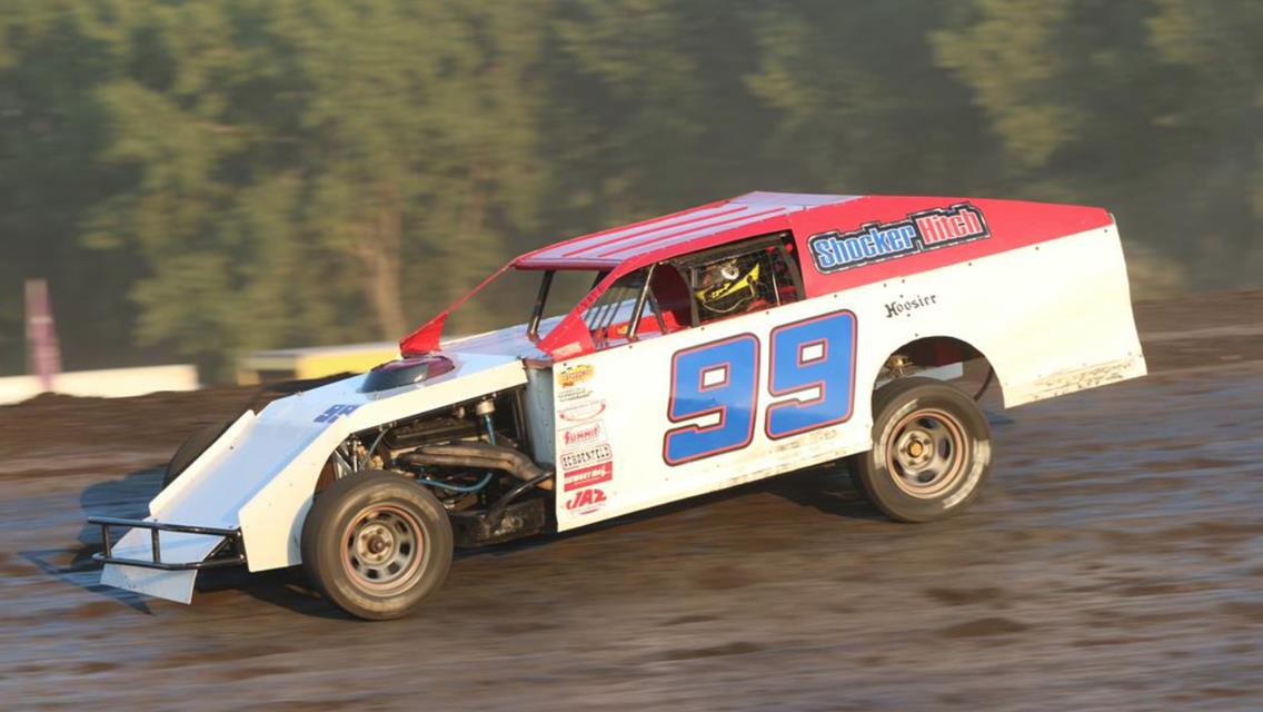 Borgen uses last-lap pass to score modified win at Buffalo River Race Park