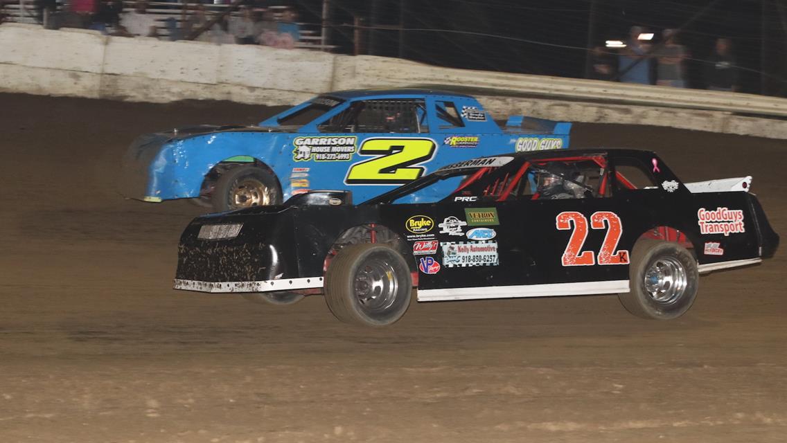 United Sprint League Shakes Up Tulsa Speedway With High-Speed Thrills, Vintage Vibes &amp; Tulsa Speedway Nostalgia