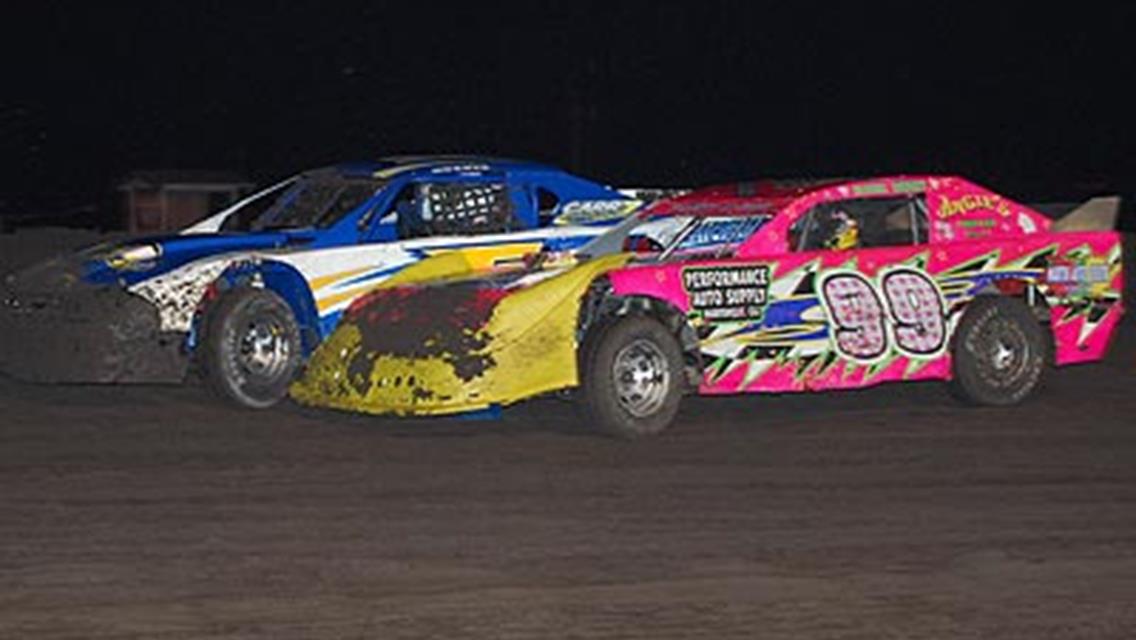 Heather Bartlett returns to defend Street Stock title Friday night