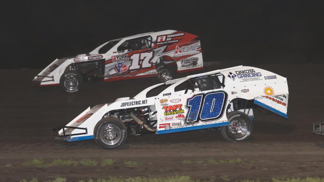 Michael Greseth capitalizes for modified tour win at Buffalo River, Arneson claims title