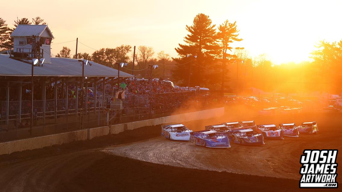 The Castrol FloRacing Night in America Tour continues on the Indiana&#39;s Brownstown Speedway!