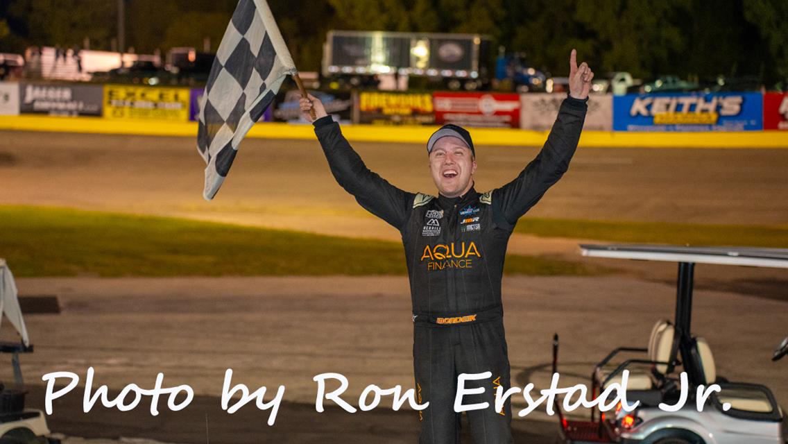 MONDEIK GETS FIRST SLINGER WIN IN MEMORIAL DAY WEEKEND