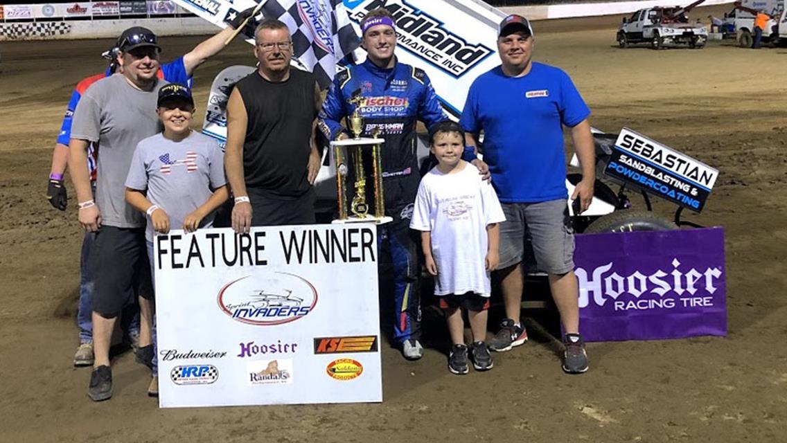 Ayrton Gennetten Nabs $2,000 Sprint Invaders Feature at East Moline
