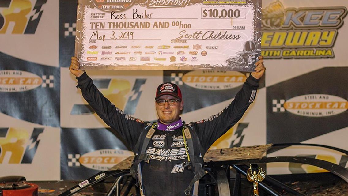 Bailes Beats the Late Model Outlaws at Cherokee