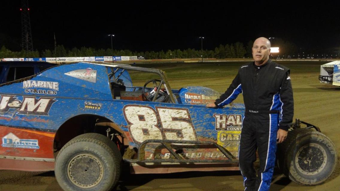 KEVIN SOCKRITER GETS 1ST MODIFIED WIN WITH SMALL BLOCK â€“ CHAMPIONS CROWNED AT THE DELAWARE INTERNATIONAL SPEEDWAY