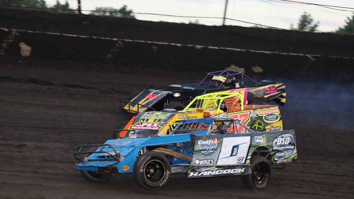 Dynagraphics/95Q Firecracker 40â€™s Saturday Night at Macon Speedway