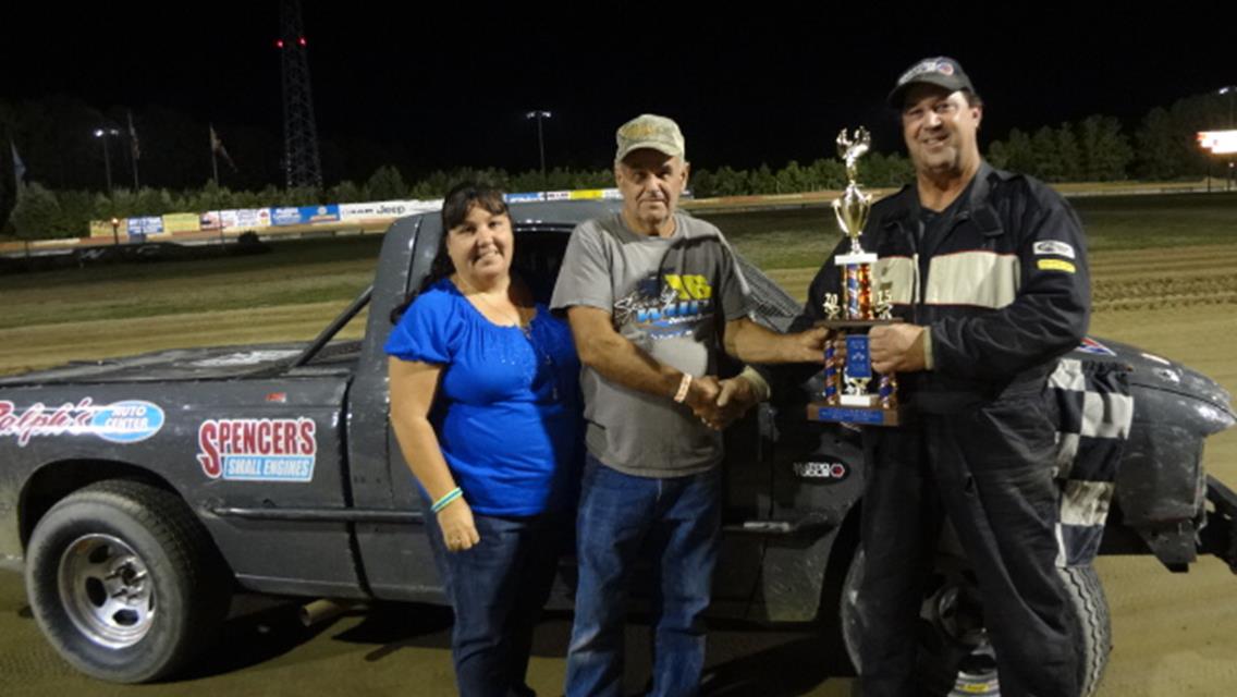 BOBBY REED GETS 1ST CAREER WIN IN SUPER TRUCKS