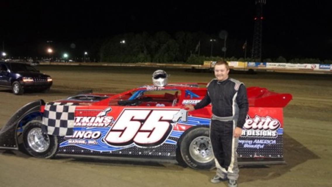 ROBBIE WALLS, JR. EARNS 1ST SEASON WIN IN CRATES