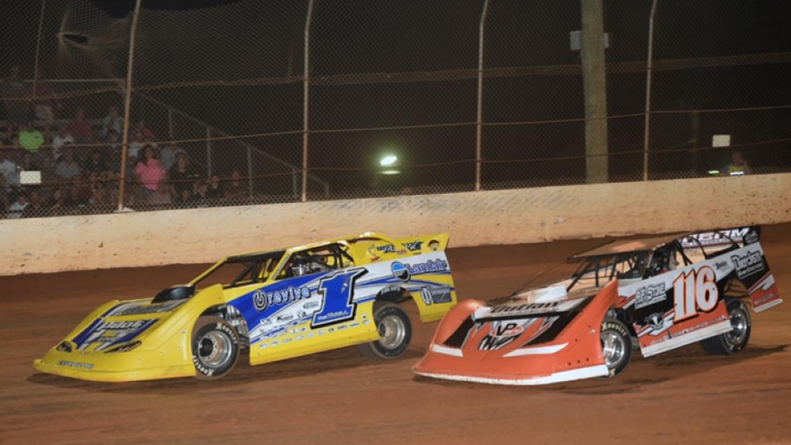 Hill Suffers Flat Tire in Big Daddy 500 at Smoky Mountain Speedway