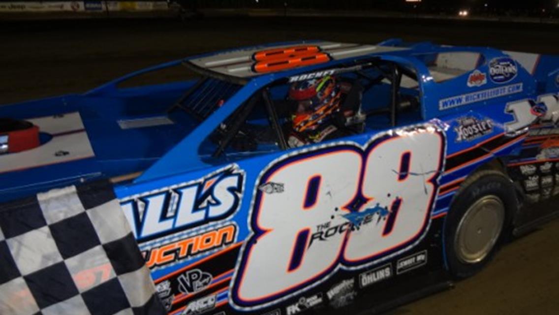 ELLIOTT WINS &quot;SWEET 16TH&quot; IN SUPER LATES