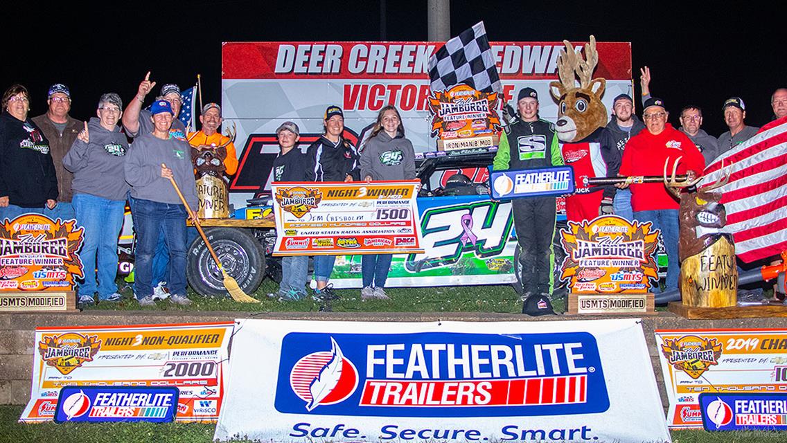 Chisholm completes â€˜hat trickâ€™ at Featherlite Fall Jamboree