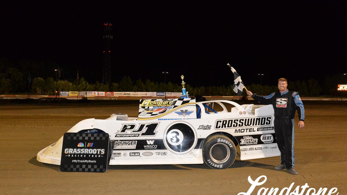 PETTYJOHN WINS ON DELAWARE LOTTERY NIGHT - WATSON CONTINUES TO PAD POINTS LEAD WITH SIXTH WIN