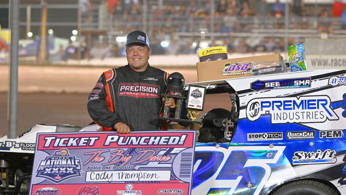 Thompson, Thornton top NAPA Pole Night Modified qualifiers at Super Nationals