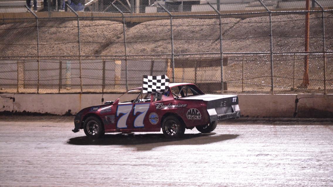 Sweetwater Speedway Delivers Thrilling Action, Sets Stage for Championship Showdown