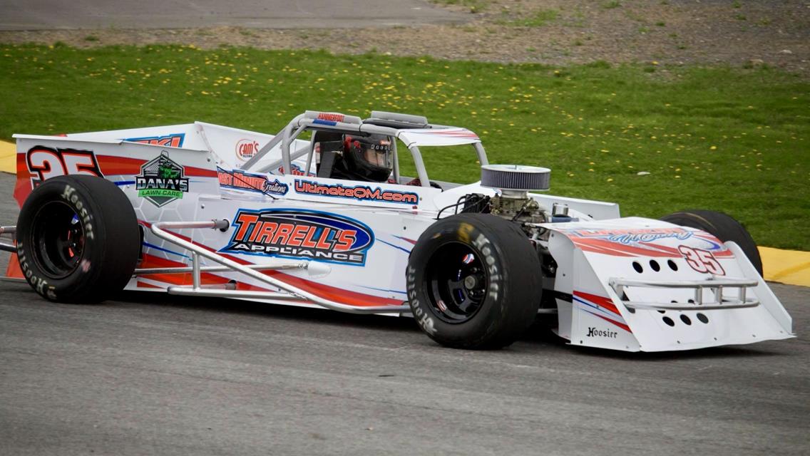 AJ Larkin to Display No. 35 SBS at Tirrell&#39;s Appliance in Oswego on Friday, May 9 from 12 to 3PM