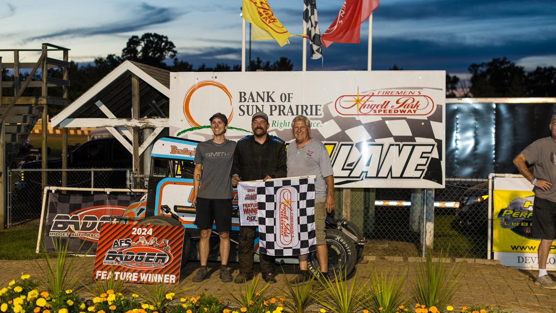 Daniel Robinson Scores a Popular Badger Midget Win at Angell Park Speedway