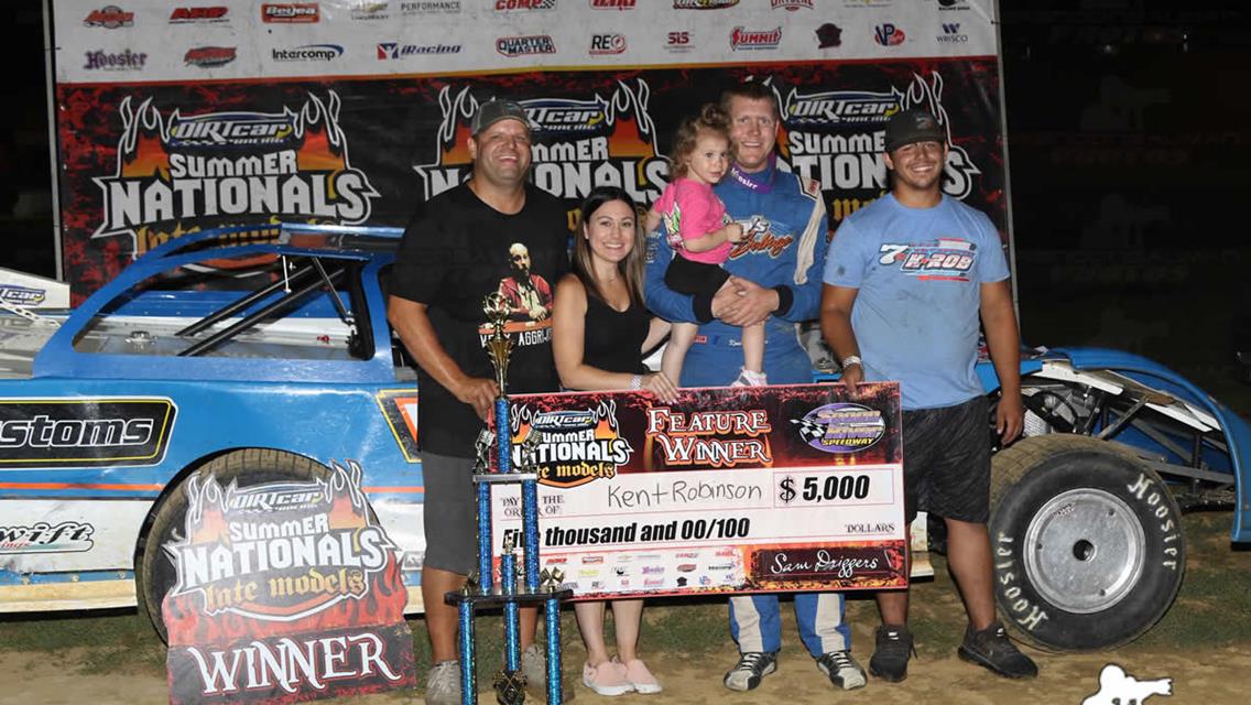 Robinson collects first win of 2020 at Spoon River