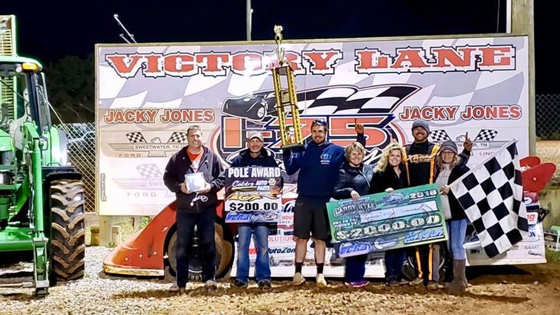 Jesse Lowe 9th Different UCRA Winner in 2018 at I-75 Raceway&#39;s &quot;Larry Kyle Memorial&quot;