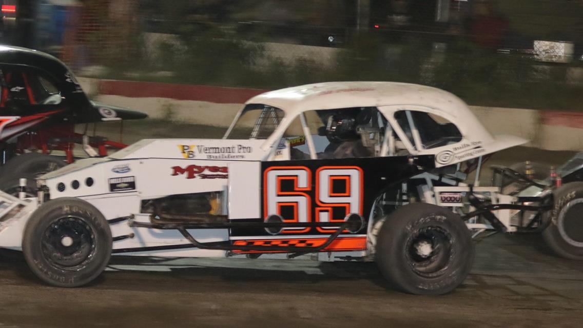 Matt Lashua added to the winners circle in the Sabil &amp; Sons DIRTcar Sportsman Modifieds Garrett Brown gets his first win in Peanuts Auto LLC Four Cyli
